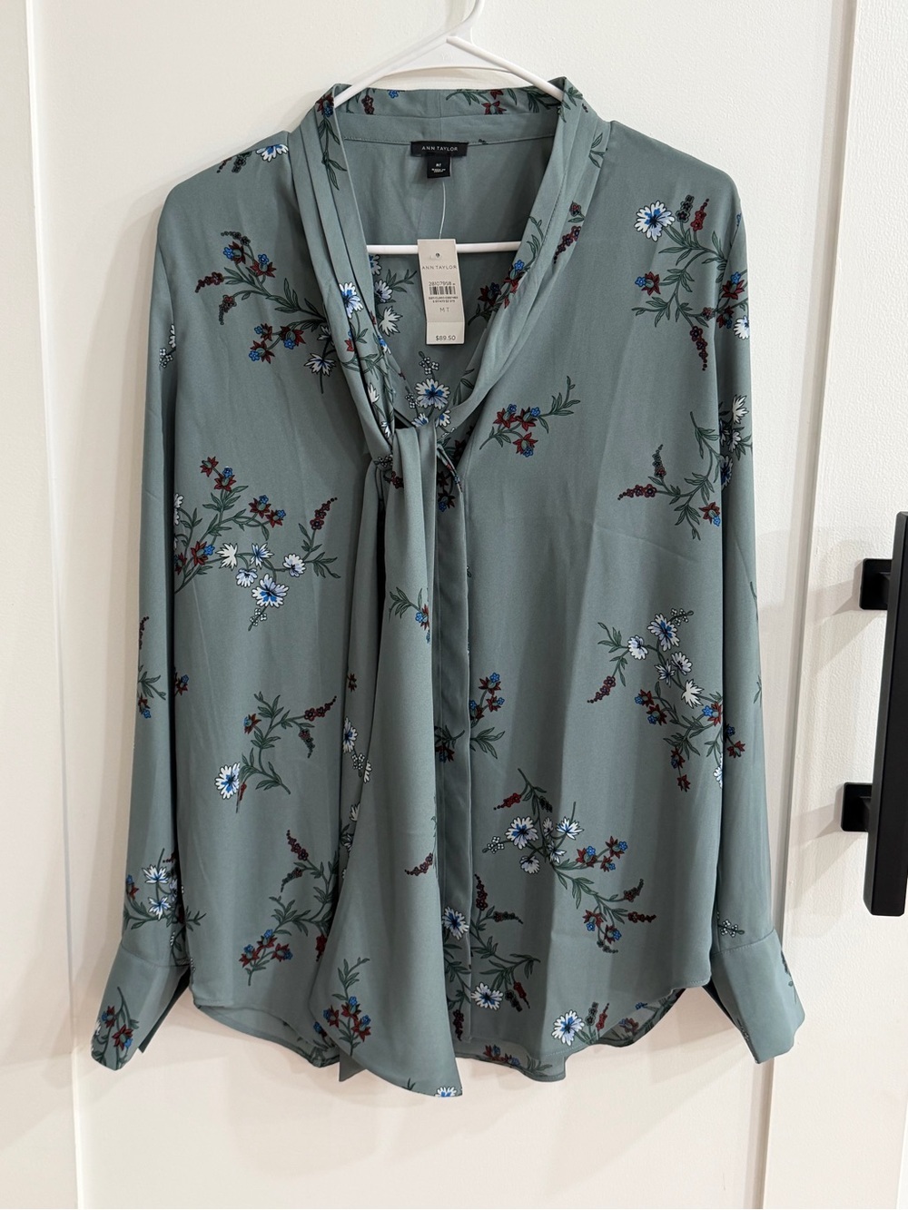 Ann Taylor Floral Tie Neck Blouse - Sage Blue Long Sleeve Top - Size MT